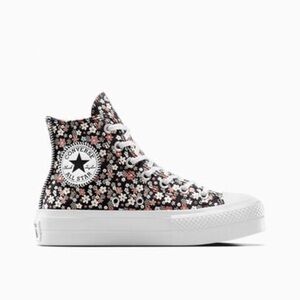 Chuck Taylor All Star Lift Platform Petite Petals